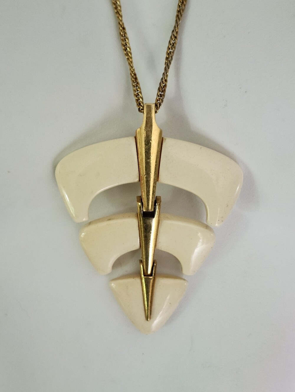 Crown Trifari Modernist Gold Tone & Cream Lucite Geometric Pendant Necklace